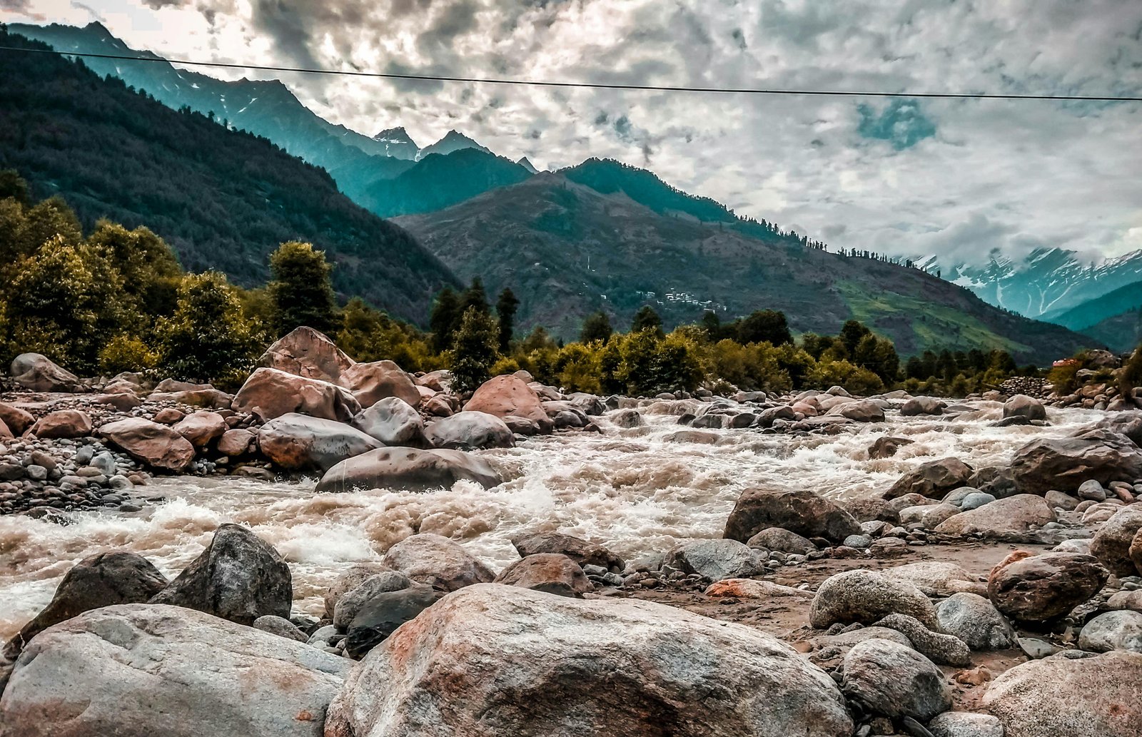 Ultimate Kashmir Guide